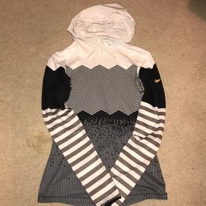 Nike Pullover/Sweatshirt